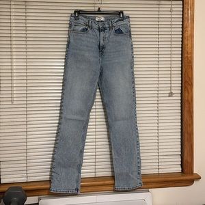 Abercrombie & Fitch Slim Straight Ultrq High Rise